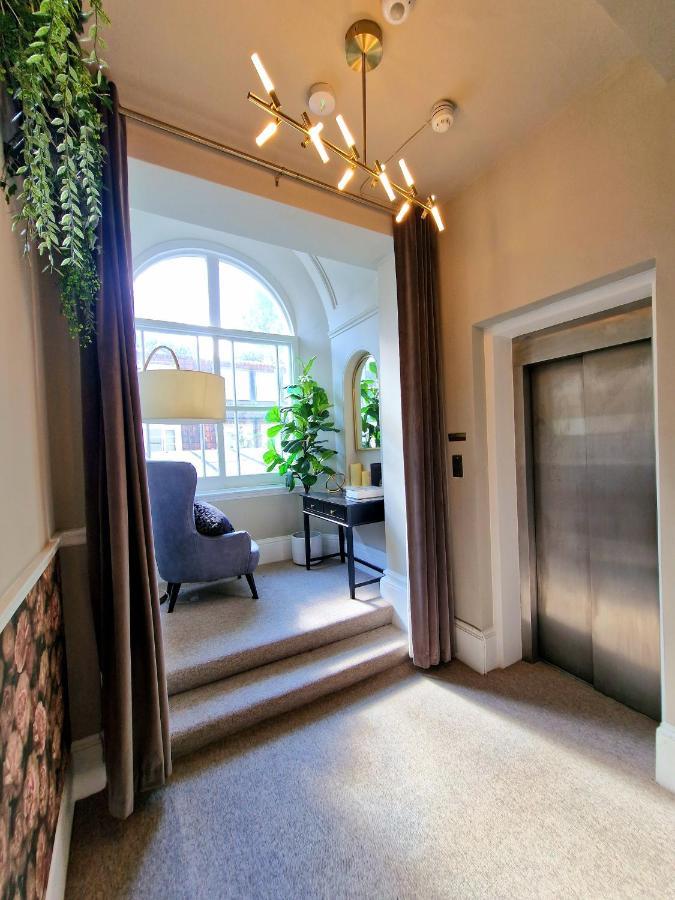 Gorgeous Hyde Park Home With Elevator Access By Tube Metro Stations Londra Esterno foto
